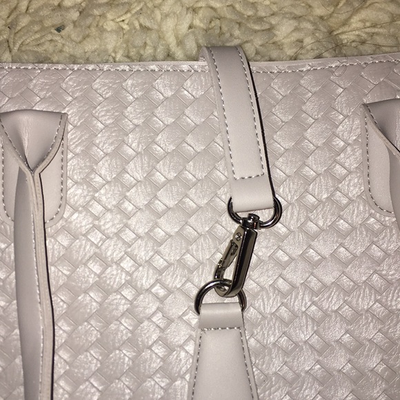 Ulta Purse - Picture 3 of 4